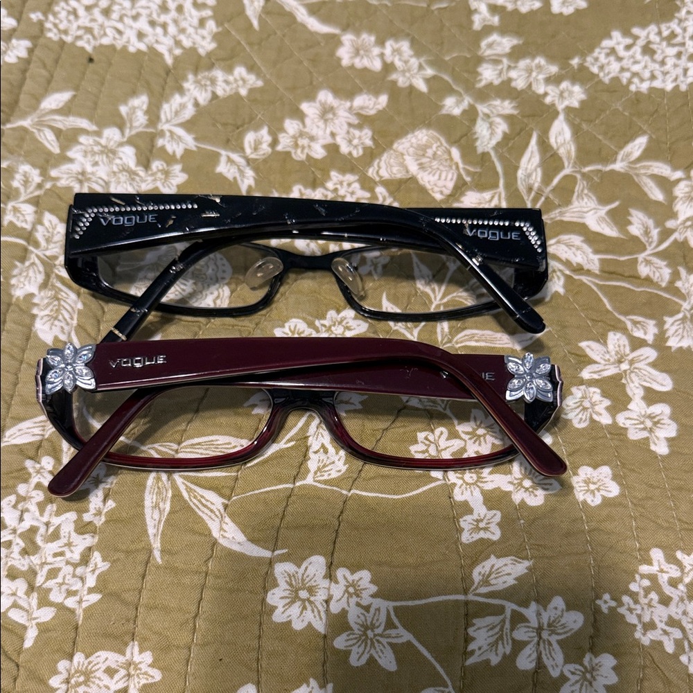 Vogue Women's Reading Glasses Duo - Black & Burgundy